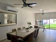 CASA EN VENTA EN PRIVADA CON PANELES SOLARES