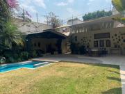 Casa en venta en privada con vigilancia. Vista Hermosa,...