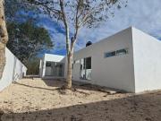 CASA EN VENTA EN PRIVADA, CONKAL