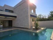 CASA EN VENTA EN PRIVADA CORTIJO DE DOS PLANTAS CON...