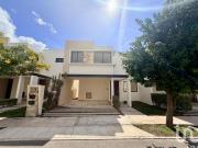 CASA EN VENTA EN PRIVADA CUMBRES DE NOVONORTE, CONKAL