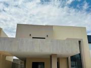 CASA EN VENTA EN PRIVADA DALÍ