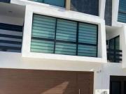 CASA EN VENTA EN PRIVADA DALI EN MONTEBELLO EN CUL