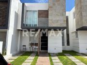 Casa en Venta en Privada de 3 habitaciones con...