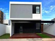 Casa en Venta en Privada de Conkal