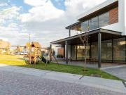 Casa en venta en Privada de Lujo en Nuevo Refugio, Querétaro