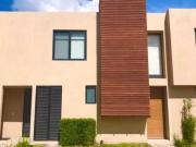 Casa en Venta en Privada en Altos Juriquilla, Querétaro