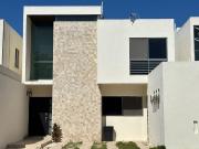 Casa en venta en privada en Anturio Cholul