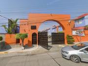 CASA EN VENTA EN PRIVADA EN AVENIDA LOMA DEL TZOMPANTLE...