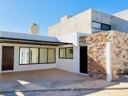 Casa en venta en privada en chichi Suárez