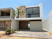 CASA EN VENTA EN PRIVADA EN CONKAL