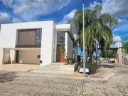 CASA EN VENTA EN PRIVADA EN TEMOZON NORTE, MERIDA