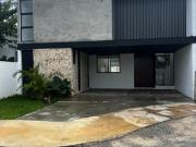 Casa en Venta en Privada Inara, Cholul