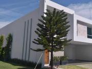 Casa en Venta en Privada Los Pinos, Lomas 4a, 3 recamaras