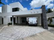 Casa en venta en Privada Marsella – Altabrisa, Mérida,...