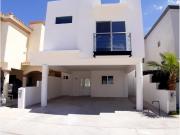 Casa en venta en Privada Miraloma Sector Español,...