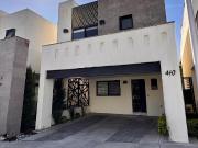 Casa en Venta en privada Monticello, Dominio Cumbres