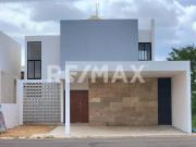 CASA en VENTA en Privada NADIRA, Conkal, Yucatán. 4