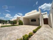 Casa en Venta en Privada Parque Natura, Equipada y Amueblada