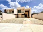 Casa en venta en privada Provincia con club de golf