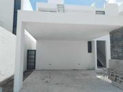 CASA EN VENTA EN PRIVADA RESIDENCIAL DE CONKAL