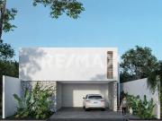 CASA EN VENTA EN PRIVADA RESIDENCIAL EN CONKAL