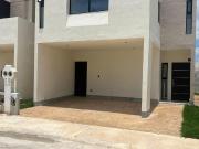 Casa en venta en privada residencial, Tixcacal, M?rida...