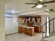 Casa en VENTA en Privada SANTO DOMINGO sobre Calzada...