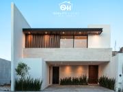 CASA EN VENTA EN PRIVADA SN ANGEL CON 4TA HABITACION EN...