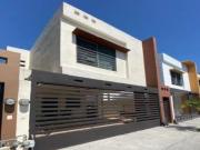 Casa en venta en Privadas de Anáhuac Sección Irlandes,...