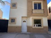 Casa en venta en privado al norte Chihuahua