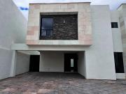 CASA EN VENTA EN PRIVANZAS ACACIA