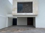 Casa en Venta en Privanzas Acacia