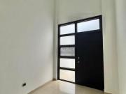 CASA EN VENTA EN PRIVANZAS, ZONA VALLE ORIENTE