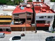 Casa en Venta en Providencia, Guadalajara – Amplios...