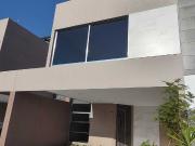 CASA EN VENTA EN PUEBLA EN LA ANTIGUA CEMENTERA