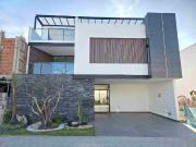 Casa en Venta en Puebla en Lomas de Angelopolis, Parque...