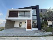 Casa en Venta en Puebla Lomas de Angelopolis Parque...