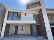 Casa en Venta en Puebla Lomas de Angelópolis Parque Nayarit