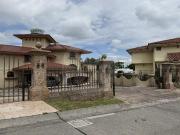 Casa en venta en Puerta de Hierro