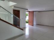 CASA EN VENTA EN PUERTA DE HIERRO