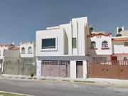 CASA EN VENTA EN PUERTA DE HIERRO, PACHUCA, HGO