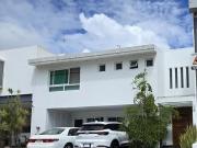Casa en venta en Puerta del Valle, Zapopan, Jalisco