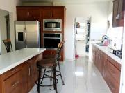 Casa en Venta en Puerta Real, Estacionamiento para 4...