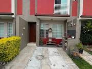 Casa en venta en Puerta Serena con alberca