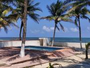 Casa en venta en Puerto Morelos frente al mar