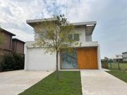 Casa en venta en Puertos del Lago Araucarias lote interno