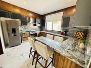 Casa en venta en PUNTA DEL ESTE con recamara en planta baja