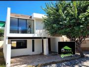 Casa en venta en Punta del Este zona sur