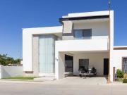 Casa en venta en Punta del Lago Residencial Hermosillo...